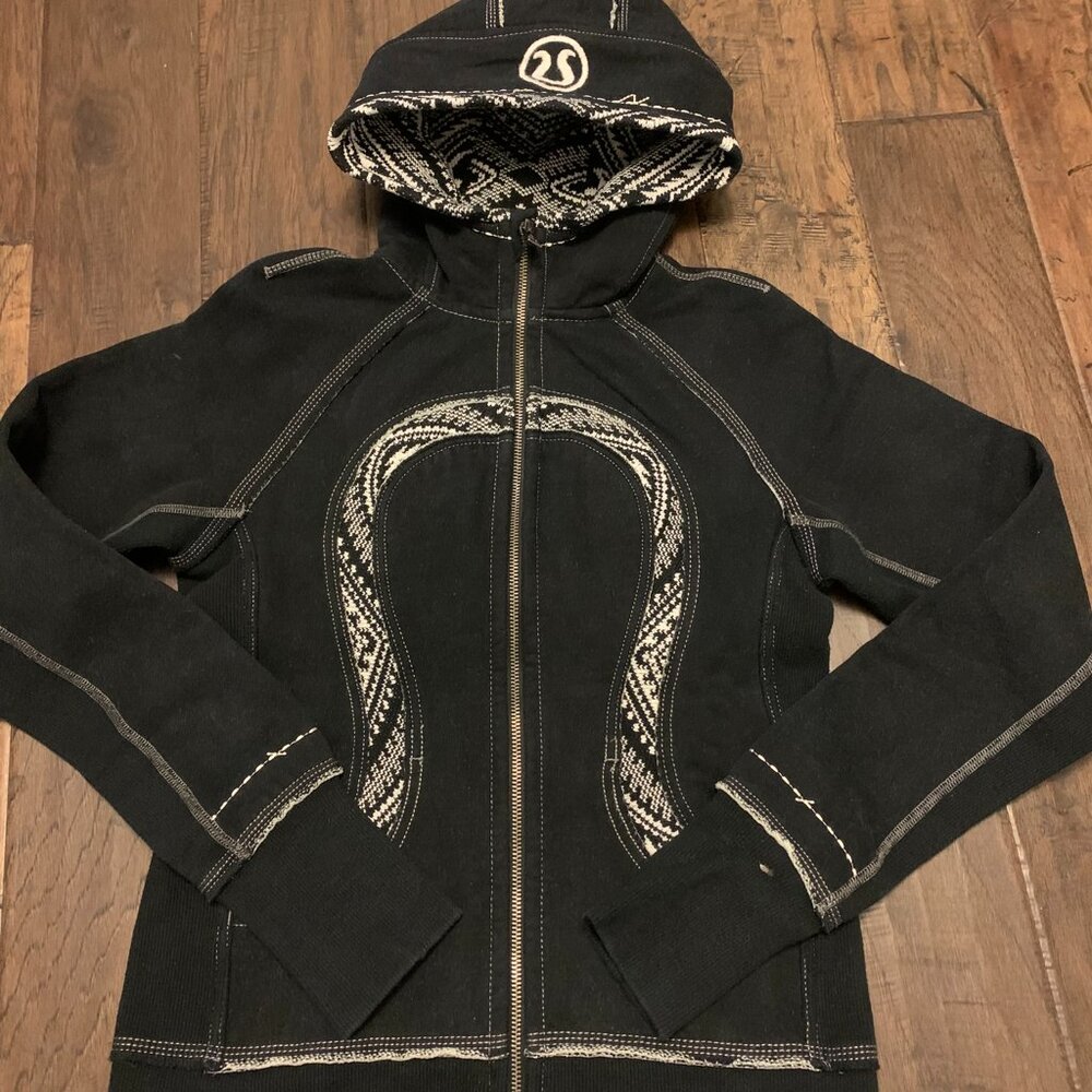 Lululemon Limited Edition Scuba Hoodie, size 8